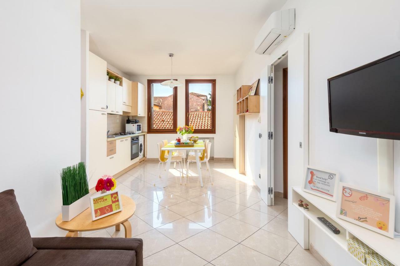 Most convenient apartment in Veneţia Exterior foto